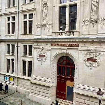 Apartment - Centre Paris